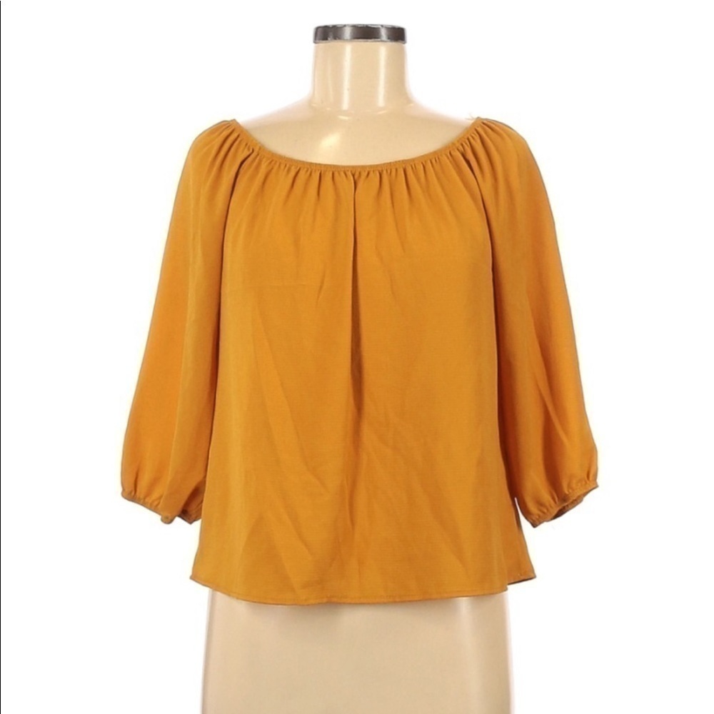 A’gaci off the shoulder top